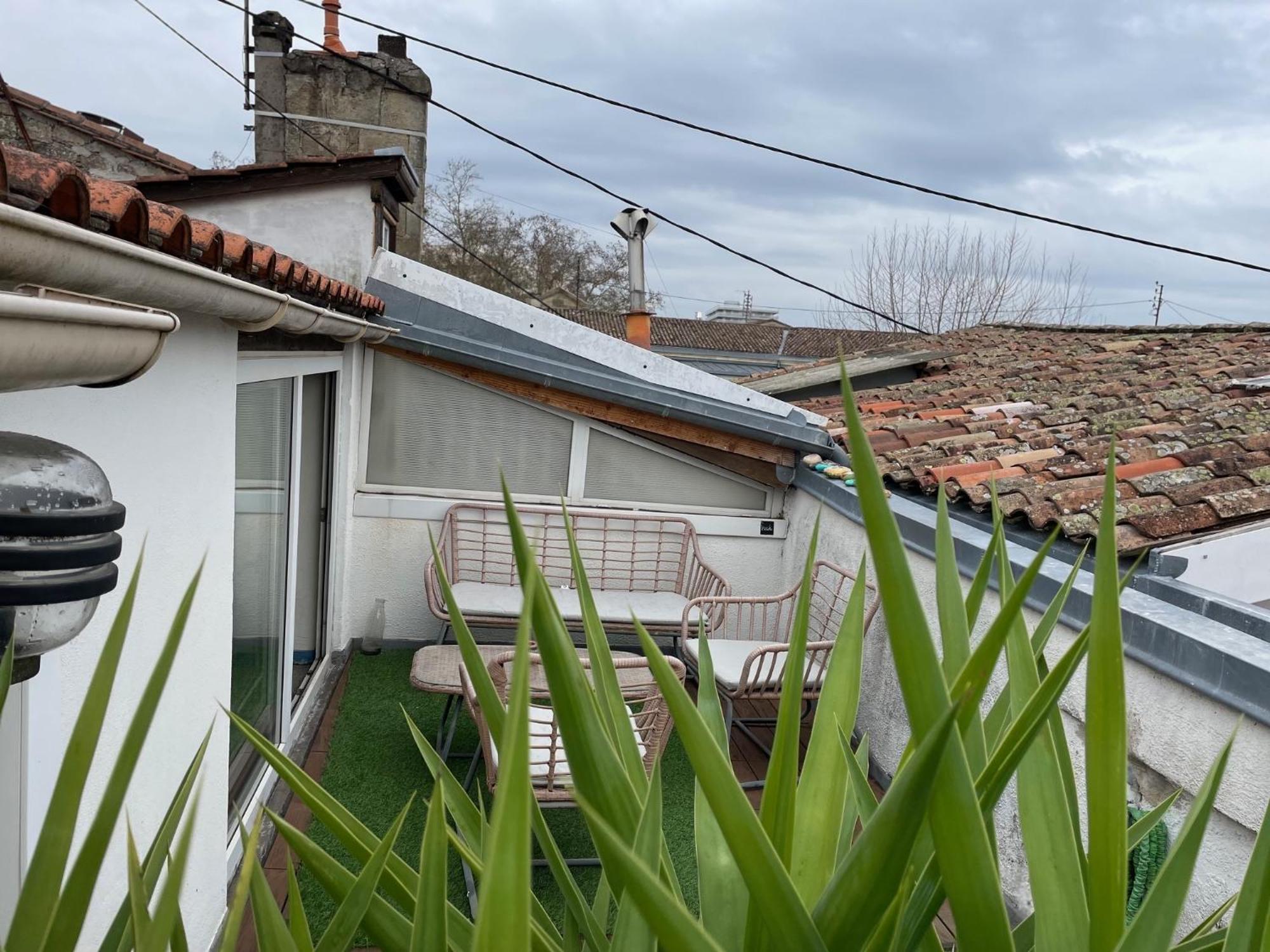 Logement Familial Etage Privatif Apartment Bordeaux Exterior photo